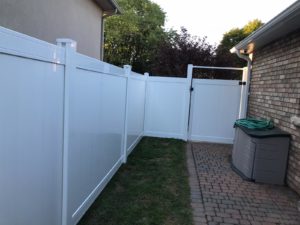 vinyl fence oakville